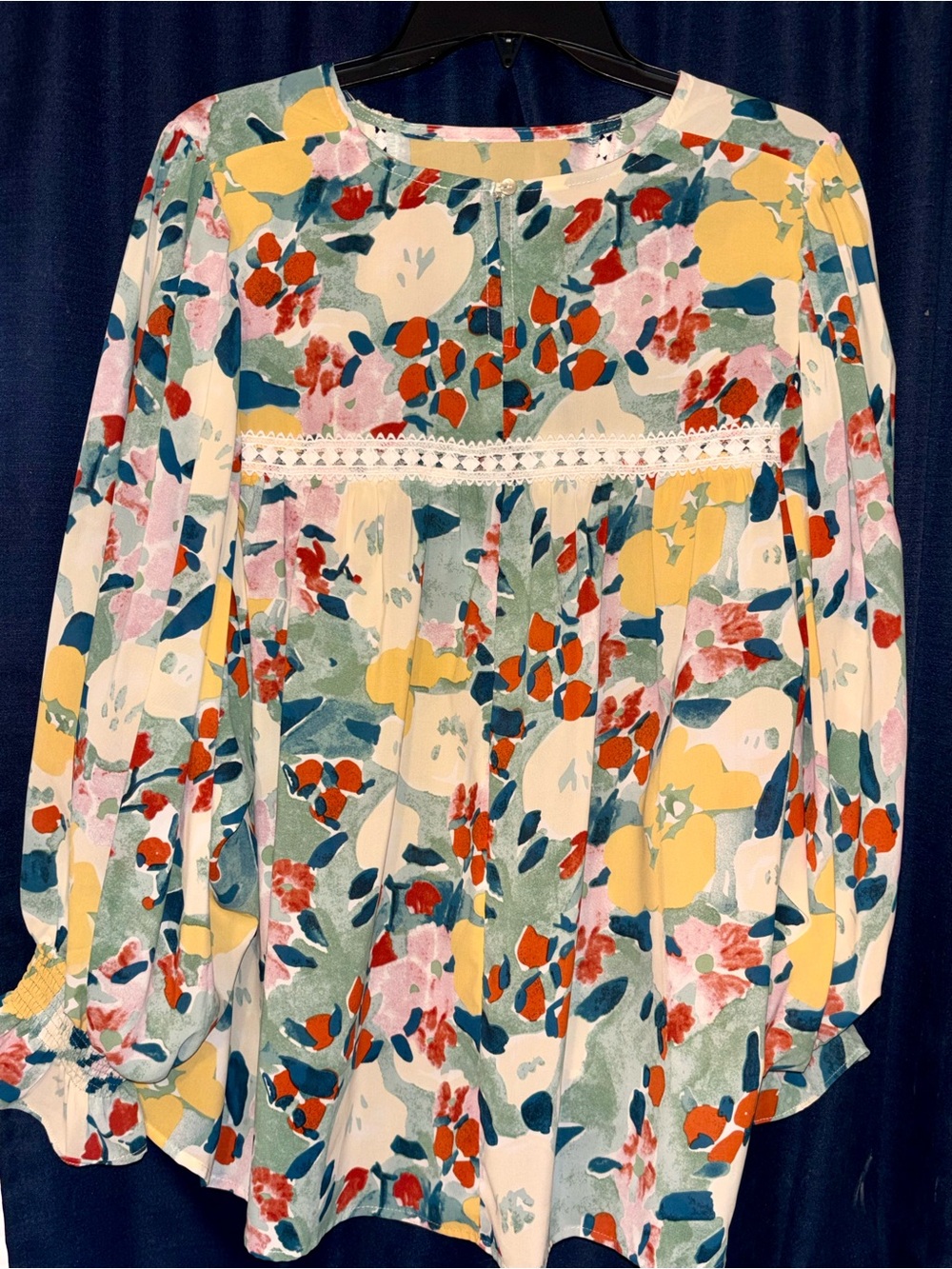 entro Floral Blouse in Yellow, Pink, Blue and Red - Picture 6 of 8